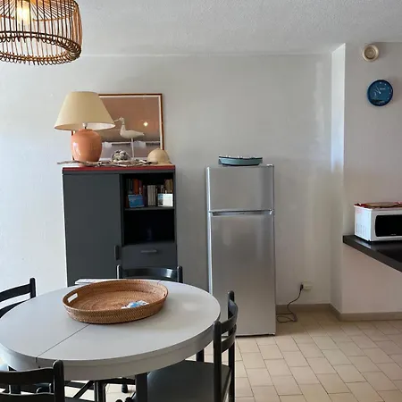 Quartier La Corniche 2 Parking Apartment